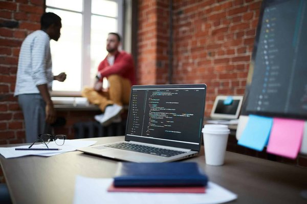 Comment les algorithmes de reconnaissance de motifs peuvent-ils aider à la détection précoce des anomalies de santé?